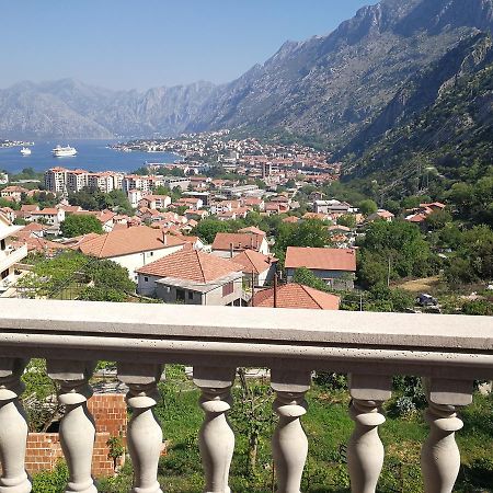 Apartment Misulino Kotor Exterior foto